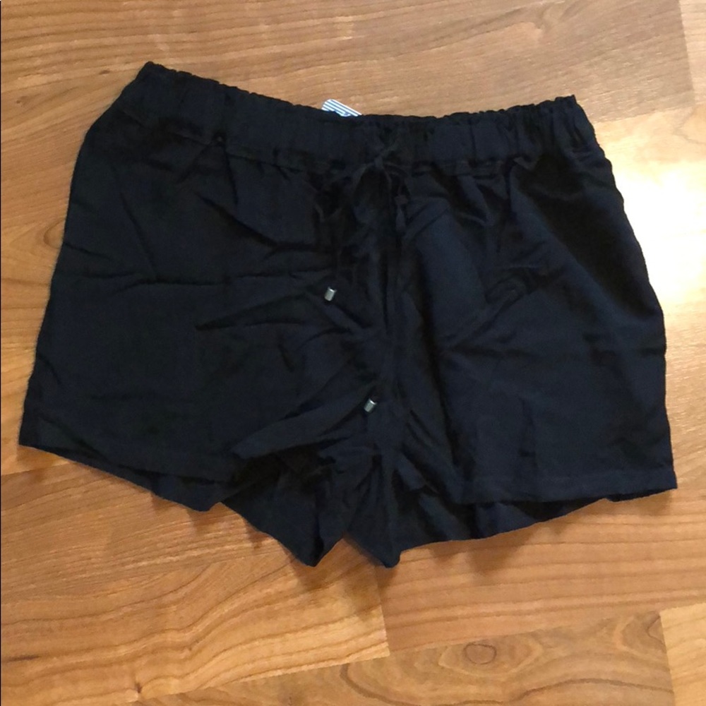 Splendid black shorts